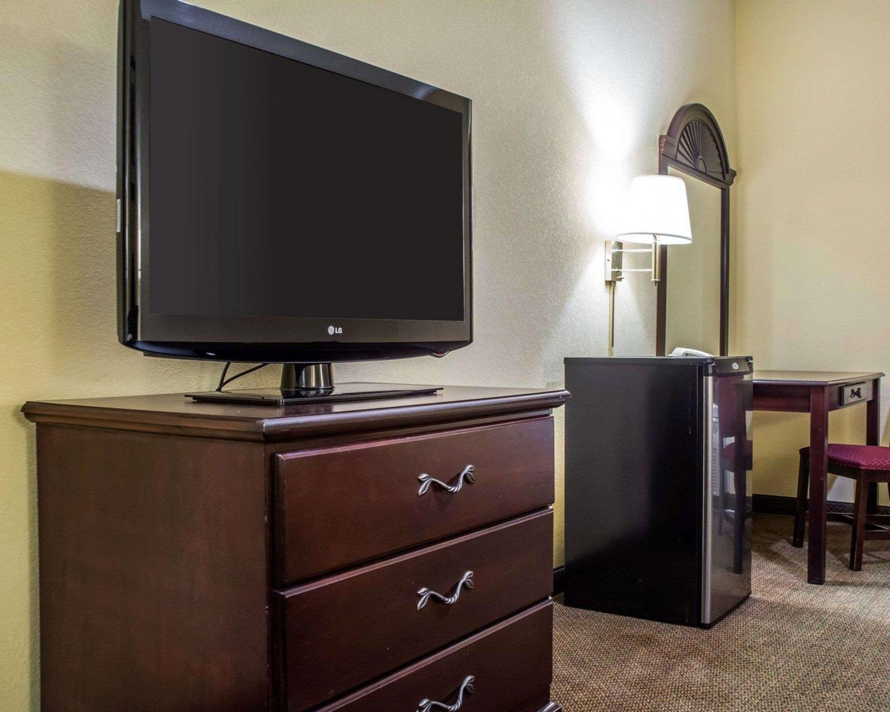 Econo Lodge & Suites Airport North Syracuse Eksteriør billede