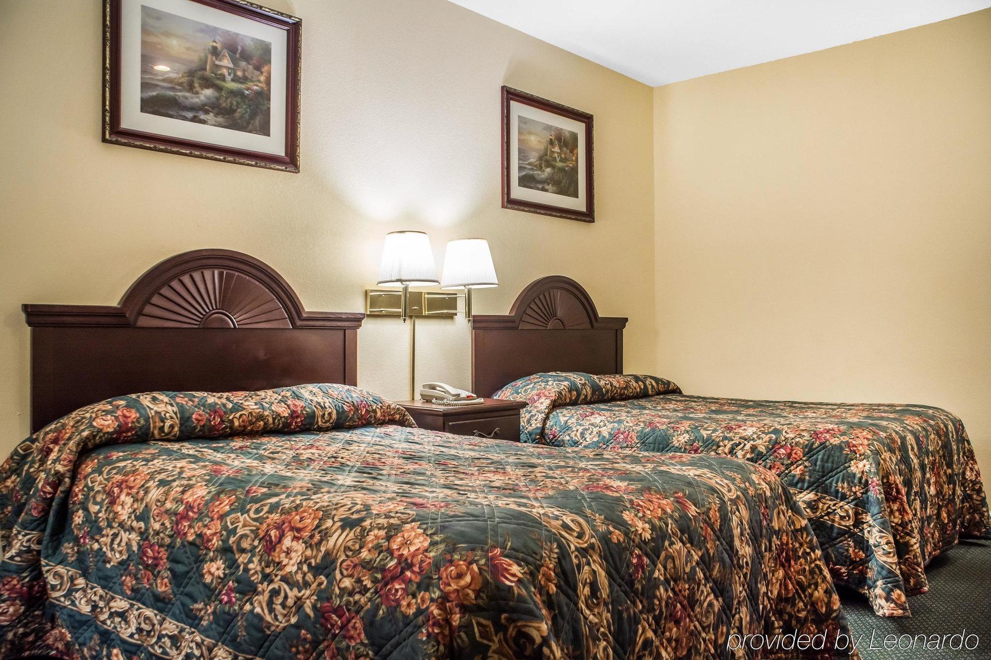 Econo Lodge & Suites Airport North Syracuse Eksteriør billede